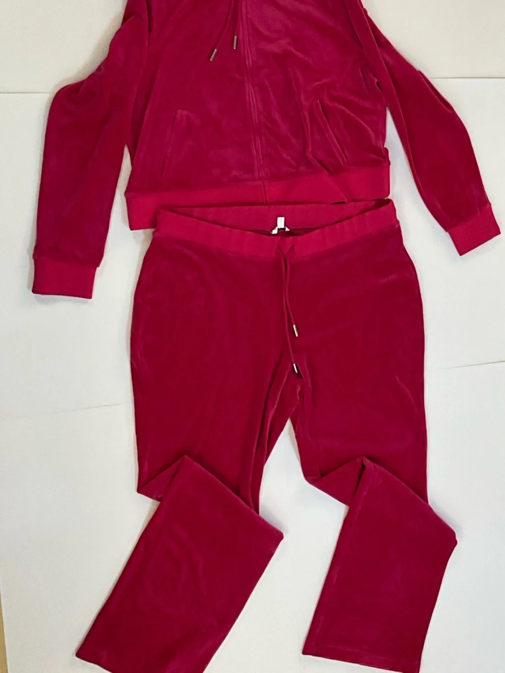 Juicy Couture Pink Velour Tracksuit Set - Rhinestone Gothic Back Logo - Size 1X - Picture 4 of 16